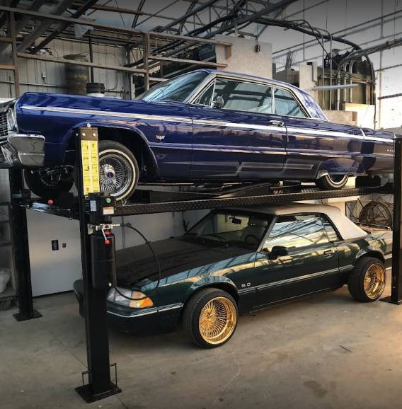 Brand New 4 Post Car Lift 9000/10,000 LBS – Perfect for Parking in Other Parts & Accessories in Richmond - Image 4