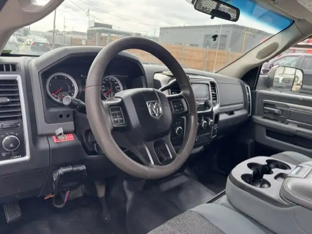 2013 Ram 5500 SLT 4WD 6.7L CUMMINS DIESEL-12' FLAT DECK-CREW CAB in Cars & Trucks in City of Toronto - Image 8
