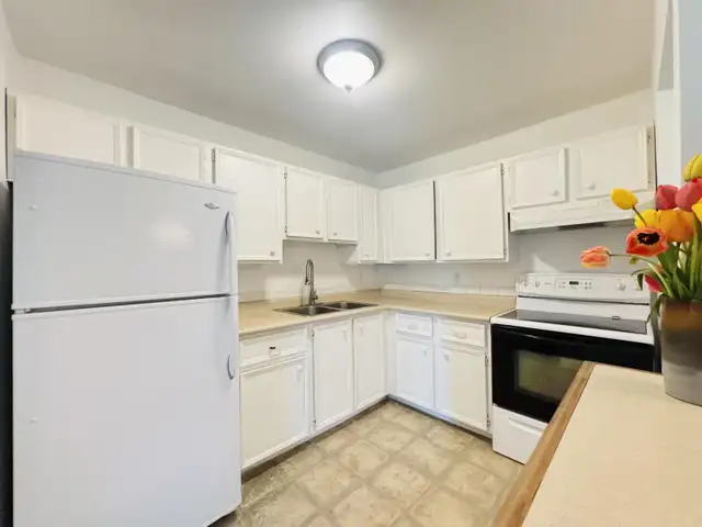 126 32850 GEORGE FERGUSON WAY Abbotsford, British Columbia in Condos for Sale in Abbotsford - Image 10
