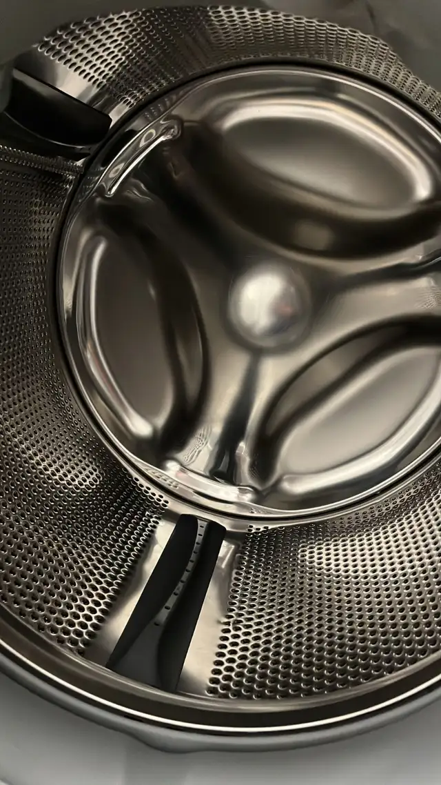 Electrolux Like New 27” Stackable Washer and dryer 30-Day in Washers & Dryers in Kitchener / Waterloo - Image 8