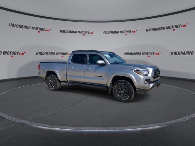 2023 Toyota Tacoma SR5 4x4 | HEATED SEATS | in Cars & Trucks in Hamilton - Image 2