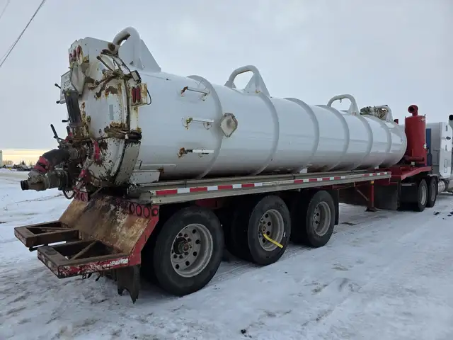 2012 PETERBILT 388 in Heavy Trucks in Saskatoon - Image 54