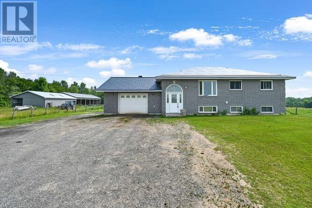 5845 COUNTY RD 6 ROAD Elizabethtown, Ontario in Houses for Sale in Brockville