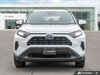 * Heated front seats * Dual-zone automatic climate control * Smartphone integration with Apple CarPl... (image 7)