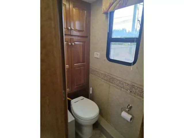 2007 Newmar Dutch Star Dutch Star 4307 in RVs & Motorhomes in Penticton - Image 13