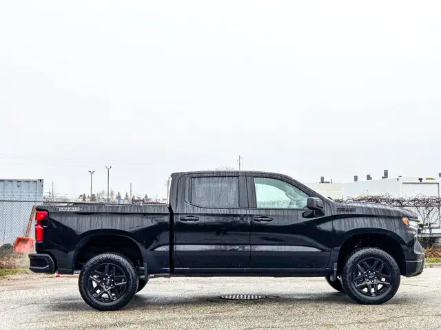 2026 Chevrolet Silverado 1500 LT Trail Boss- Convenience Pkg II in Cars & Trucks in Barrie - Image 4