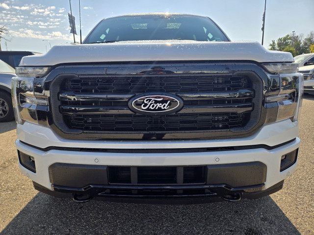 2025 Ford F-150 LARIAT | BLACK APP PKG | MOBILE OFF PKG | TOW PK in Cars & Trucks in Calgary - Image 4