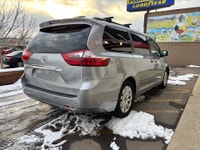 This Unit is RECERTIFIED , Was Involved in an Accident on Front Left Corner (NO FRAME DAMAGE). T he... (image 8)