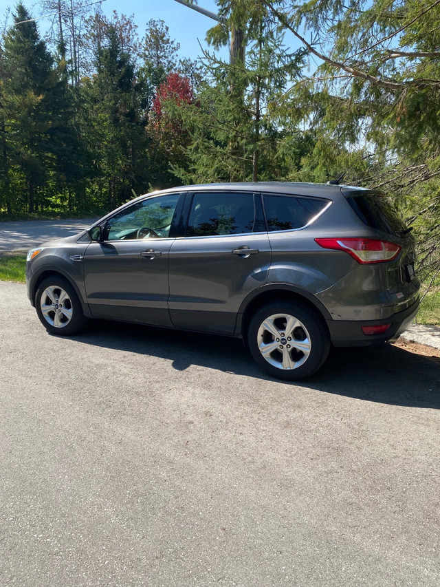 2013 FORD ESCAPE SE in Cars & Trucks in Barrie - Image 2