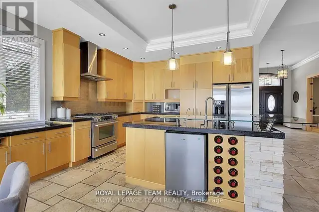 3886 ARMITAGE AVENUE Ottawa, Ontario in Houses for Sale in Ottawa - Image 11