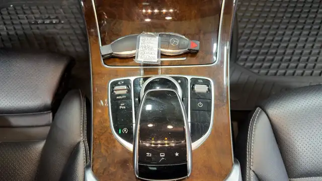 2015 Mercedes-Benz C-Class C300, Accident Free, Amg Pkg, Sunroof in Cars & Trucks in Oakville / Halton Region - Image 21