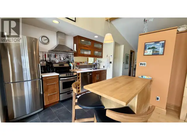 5460 CARLSON ROAD 100 Mile House, British Columbia in Houses for Sale in 100 Mile House - Image 11