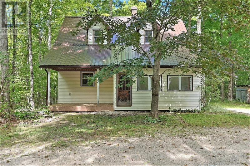6017 MCDONALDS CORNERS ROAD Lanark Highlands, Ontario Houses for Sale