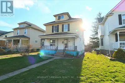 Affordable Family Home On A Quiet Street In Niagara Falls. Clean And Move-In Ready. Carpet Free. 3 B...