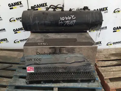 Heavy truck / Camion lourd - # STOCK: H-7667 2006 PETERBILT 379 COFFRE A DE RANGEMENT MESURE 17PX30-...