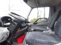 Ryder Stock ID: 881141 Transmission Type/Speed: AUTO 6 Engine: DIESEL J05E-TP '17 210/2500 Horse Pow... (image 8)