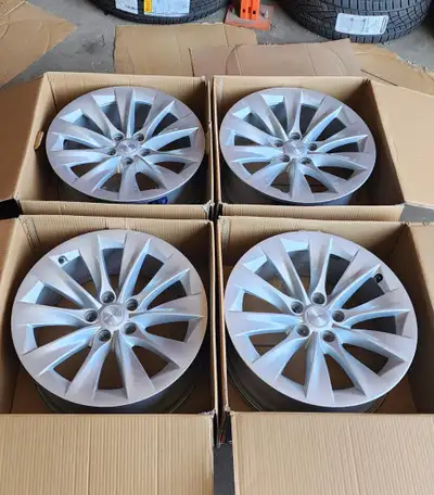 OEM Tesla Model S Multispoke Rims Size 19x8 Bolt Pattern: 5x120 Bore: 64.1mm Offset: 40mm OEM Tesla...