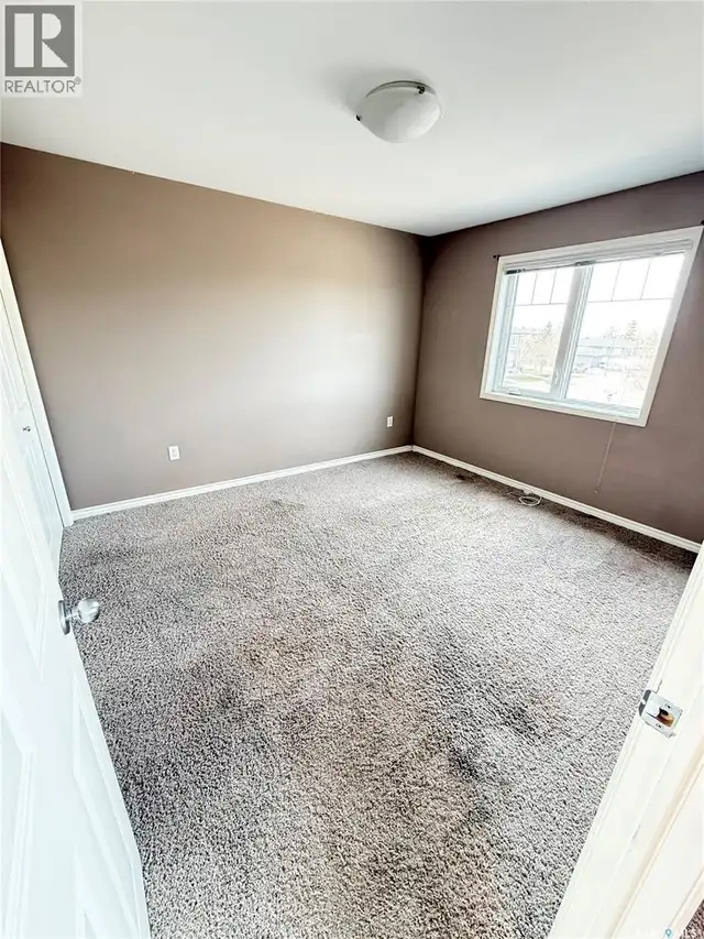 602 Barber CRESCENT Weyburn, Saskatchewan in Condos for Sale in Regina - Image 19