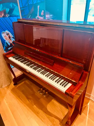 PIANO YAMAHA W106 (1977), View more