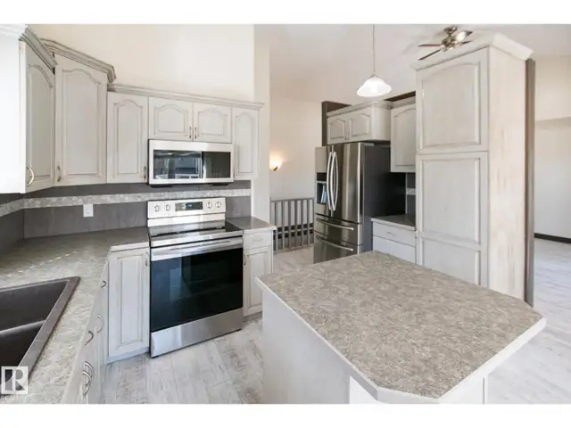 4403 39 ST Bonnyville Town, Alberta in Houses for Sale in Edmonton - Image 15