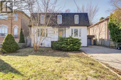 211 PEMBERTON AVENUE Toronto (Newtonbrook East), Ontario