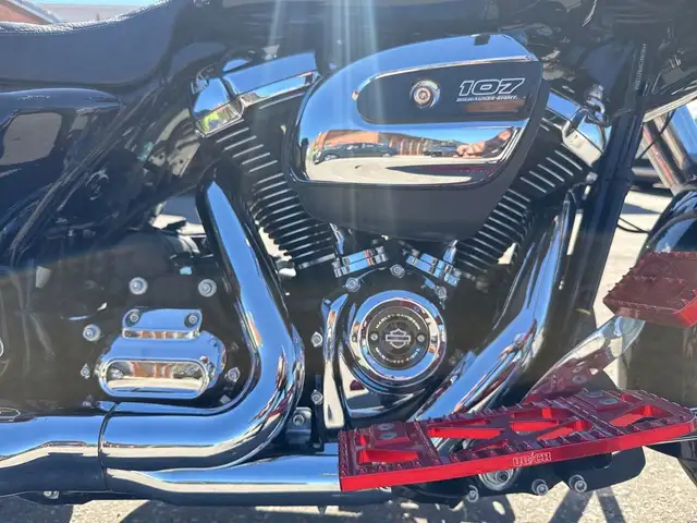 2023 Harley-Davidson Street Glide ~ STREET GLIDE ~ CANANDIAN ~ 1 in Sport Touring in City of Toronto - Image 26