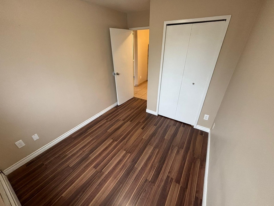 Newly Renovated, Modern, All Inclusive 2 Bdrm Apt in Sarnia – Un 5