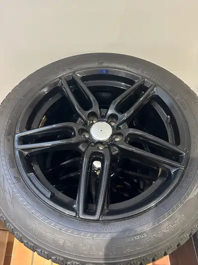 Mercedes GLC43 Snow Tires Only 10,000 KM Like New