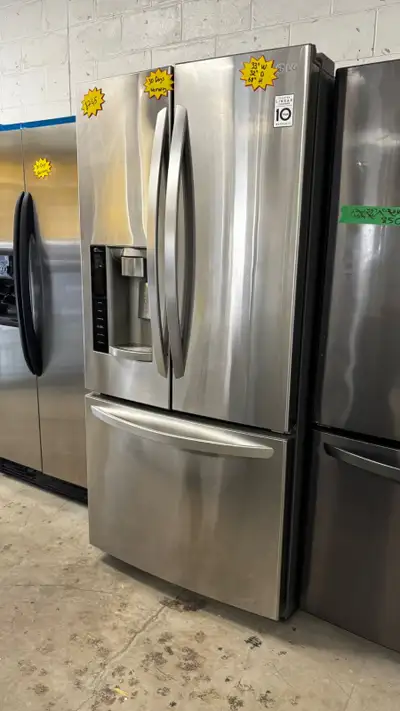 33“ LG Perfect Working Condition French Door Refrigerator Dimensions(Inches): Width: 33” Depth: 32”...
