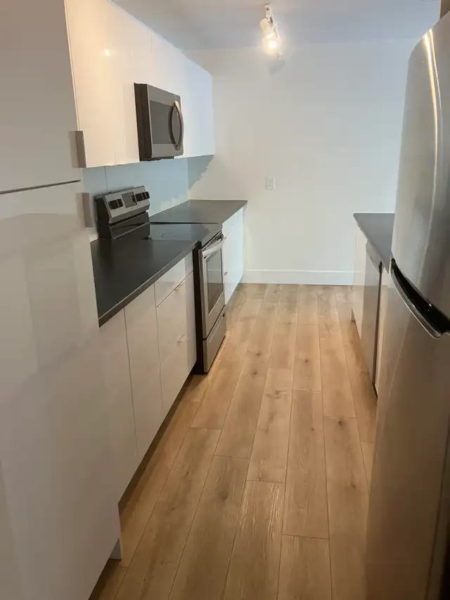 2 Bedroom Apartment , Close to Universities