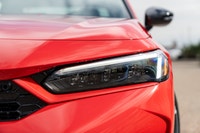 Automatic Highbeams,Leather Steering Wheel,Heated Steering Wheel,Generic Sun/Moonroof,Lithium Ion Tr... (image 3)