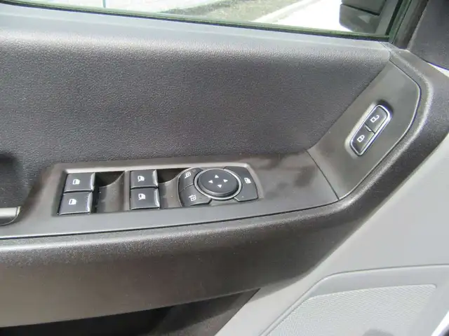 2023 Ford F-550 CREW CAB 4X4 DIESEL WITH 12FT STEEL DUMP BOX in Cars & Trucks in Oakville / Halton Region - Image 12