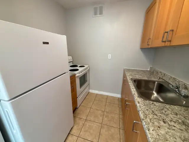 2 Bedroom apartment near Armdale Rotary in Long Term Rentals in City of Halifax - Image 11