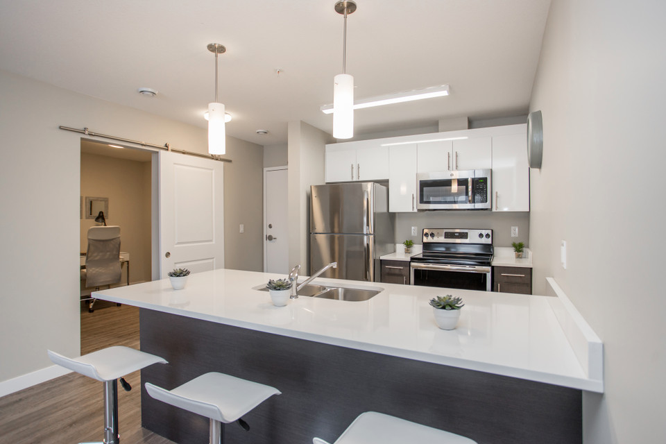 1 Bedroom + Den - Barrier Free Apartment for Rent - 5000 Green J in Long Term Rentals in Regina