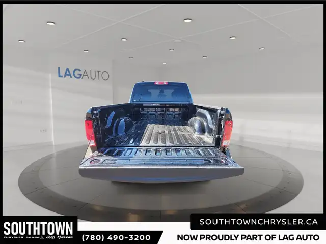 2022 Ram 1500 Classic SLT5701562023497011214