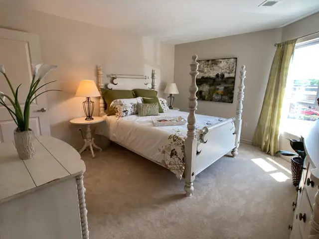 Newport Village - Niagara Apartment for Rent in Long Term Rentals in Woodstock - Image 14