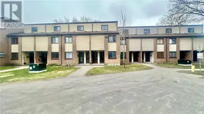 1200 COURTLAND Avenue E Unit# 27 Kitchener, Ontario