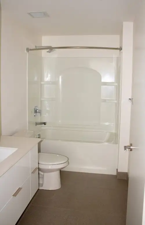 Located in the North end of Halifax, this beautiful, spacious, bright 2 bedroom apartment is availab...