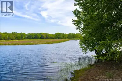 Welcome to this exceptional 2.5-acre waterfront property in Hampton, offering the perfect setting to...