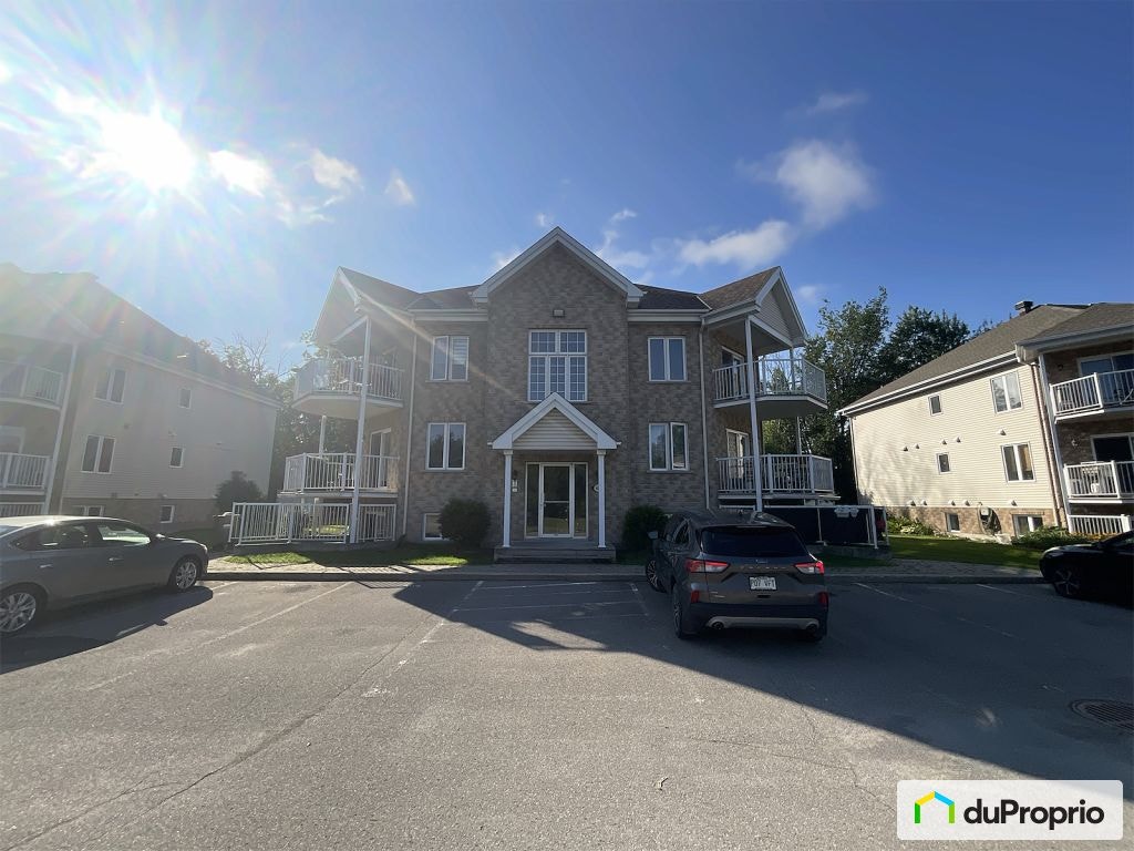 $320,000 - Condominium for sale in Vaudreuil-Dorion — photo 1