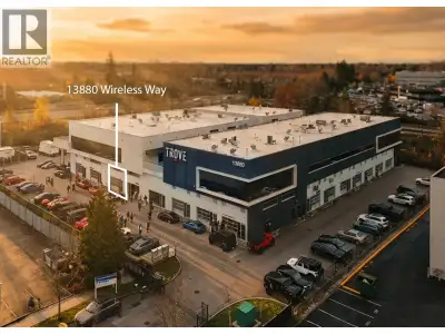 Maximize efficiency at TROVE, Richmond's hub near Knight & Westminster. This unit features a concret...