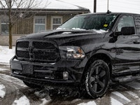 Welcome to Barrie Dodge Chrysler Jeep. 115-Volt Auxiliary Power Outlet, 17 x 7 Aluminum Wheels, 20 x... (image 9)