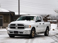 Welcome to Barrie Dodge Chrysler Jeep. This vehicle is certified. You can trust that each certified... (image 1)