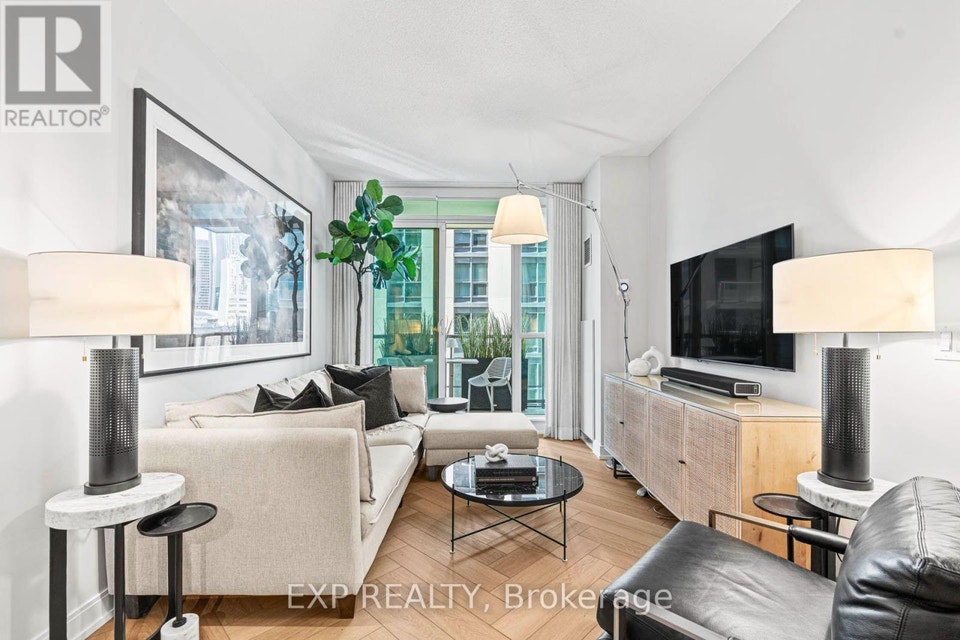 604 - 38 THE ESPLANADE AVENUE Toronto (Waterfront Communities), 3