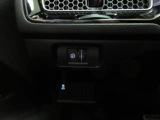 HONDA CIVIC 2025 SPORT EDITION TOIT OUVRANT SIEGES + VOLANT CHAU in Cars & Trucks in Lévis - Image 12