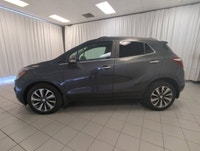 This 2018 Buick Encore Essence is a smart fit for daily driving in Dartmouth. Its compact SUV size m... (image 4)