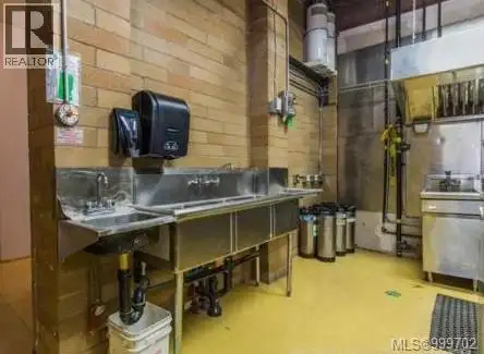46 Nicol St Nanaimo, British Columbia in Commercial & Office Space for Rent in Nanaimo - Image 4
