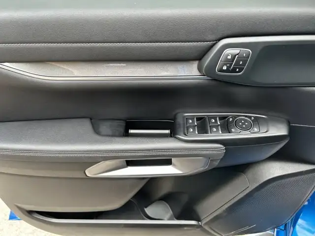 2024 Ford Ranger LARIAT SuperCrew 5' Box 4WD | One Owner | No in Cars & Trucks in Hamilton - Image 13