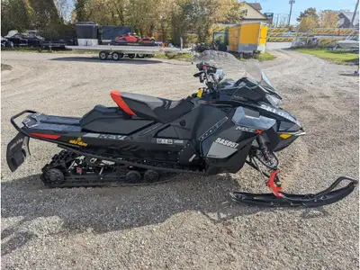 2020 Ski-Doo 2020 MXZX 850 8650 KM 2020 SKI-DOO MXZX 850 1.25 ICE RIPPER TRACK, 5400 miles 1 YEAR PO...