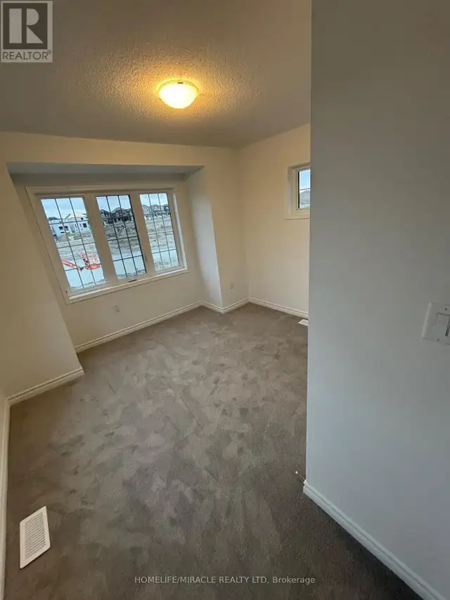 41 LOWER STREET Barrie, Ontario in Long Term Rentals in Oakville / Halton Region - Image 22